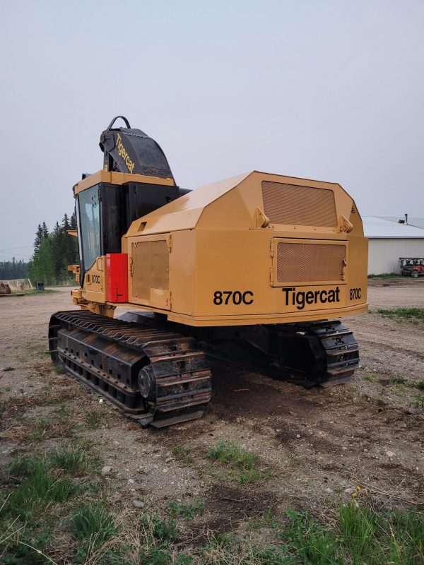 Diamco TigerCat 870C rear and side view